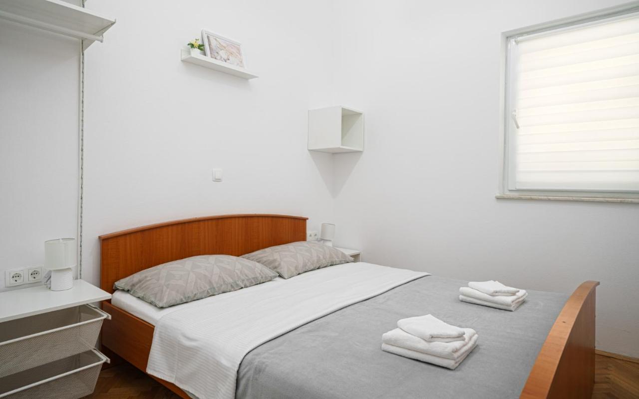 Apartman Rusula Vodice Eksteriør bilde
