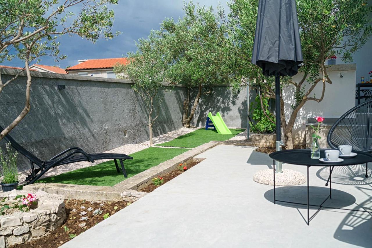 Apartman Rusula Vodice Eksteriør bilde