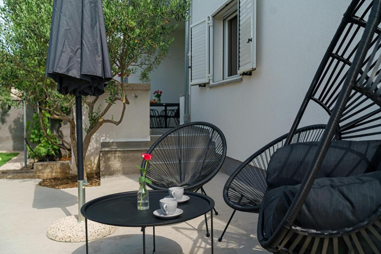 Apartman Rusula Vodice Eksteriør bilde